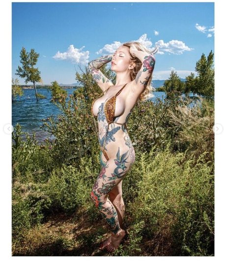 アナル売春婦OnlyFans 無料ポルノ 写真