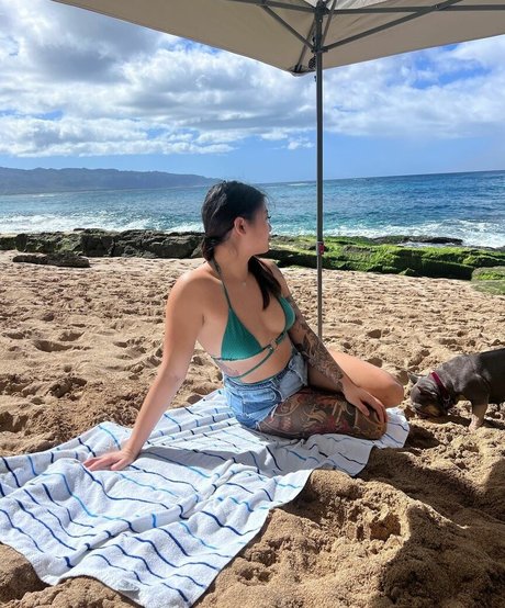 BBW TS オンリーファンズ ポルノ 画像