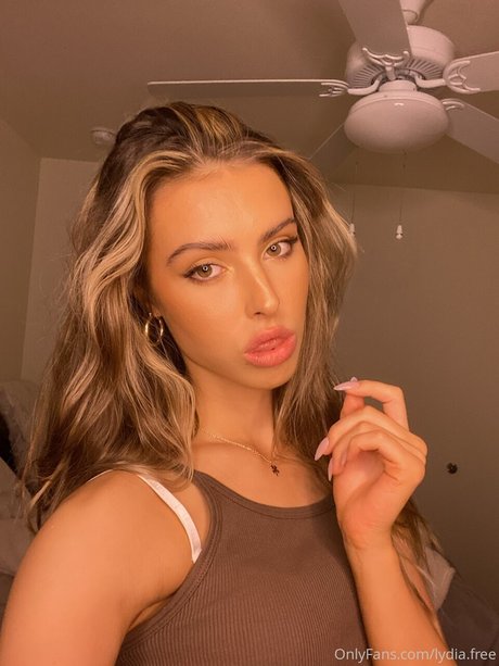 小柄な黒人オンリーファンズ アート裸 アーカイブ