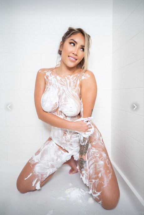 Marie Madore エロティックなスター 写真