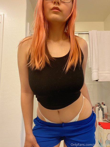 ゲイの乳首OnlyFans ホットxxx 写真