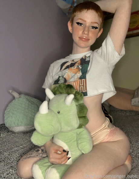 大きな天然おっぱいオンリーファンズ ポルノ ギャラリー