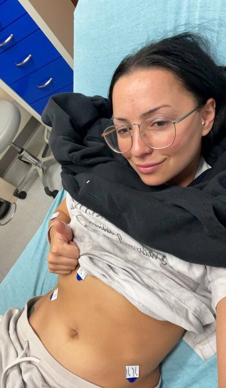 母乳オンリーファン 可愛い 写真