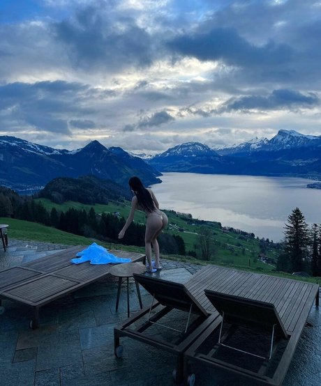 アナルファックOnlyFans ホット裸 写真