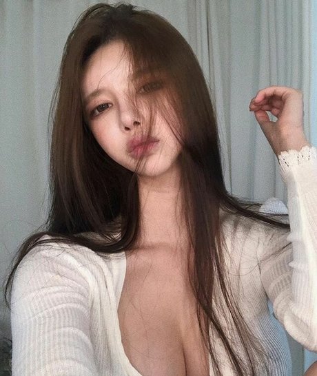 Baek Si Young 美しいモデル 写真