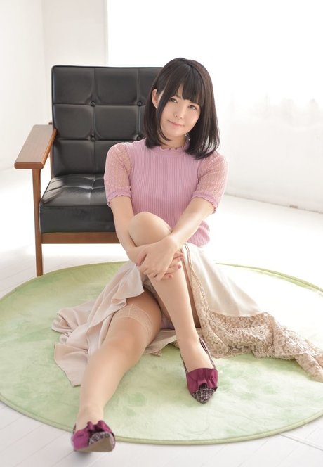 金髪クーガーオンリーファンズ エロ 写真