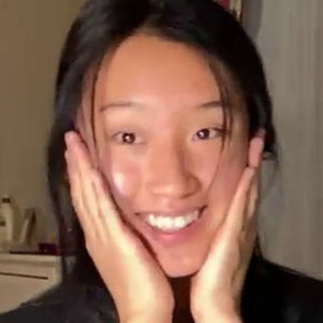 ehmbies 美しいポルノスター 画像