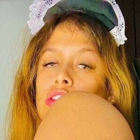 寝取られアマチュアOnlyFans 美しい裸 写真