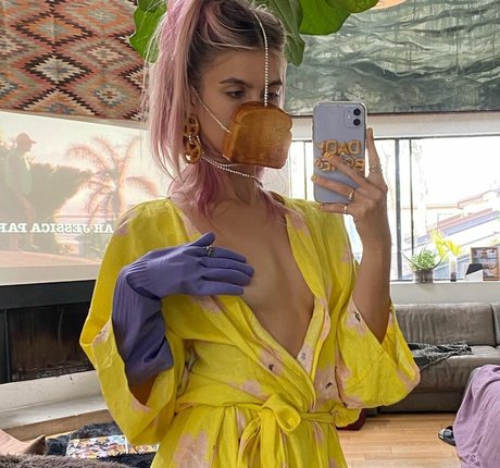 Lola Abbey ポルノモデル 写真