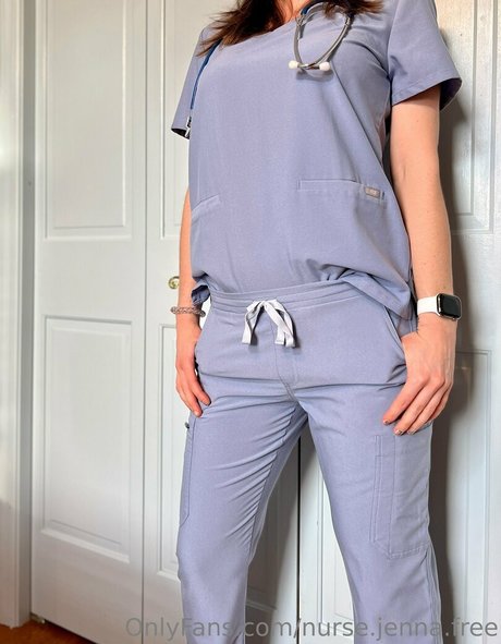 nurse jenna free 裸のスター ギャラリー