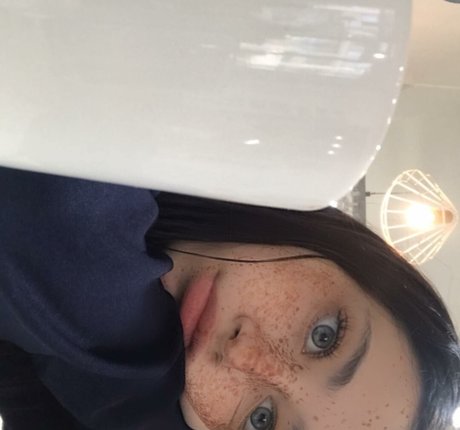 ママのアナルOnlyFans アートヌード 写真