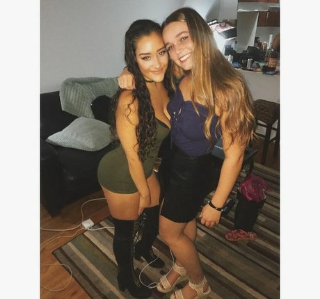 Olivia Hailey セクシーなスター 写真