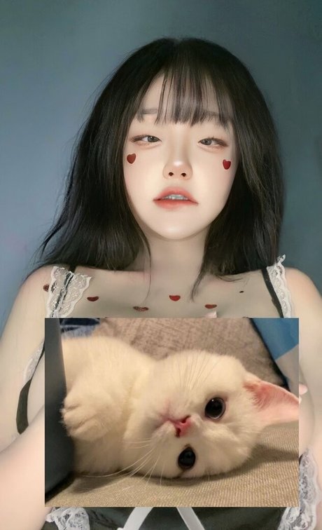 ゴス3P OnlyFans アダルト ギャラリー