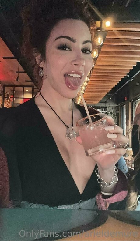 アジアン・エボニー・オンリーファンズ 無料セックス アーカイブ