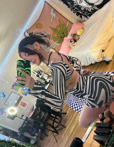 painted ladi 独占スター 写真