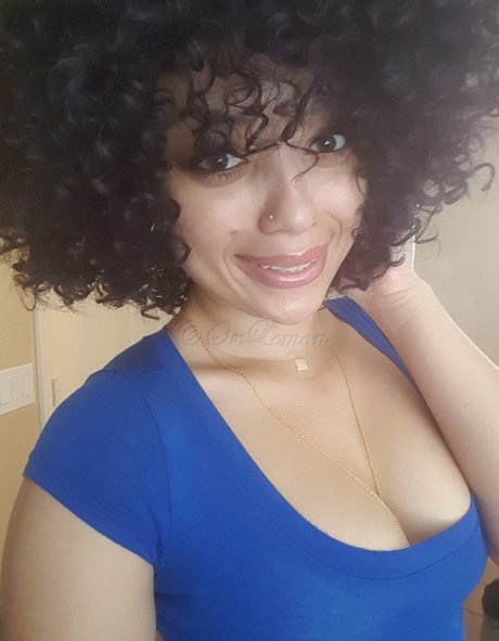 毛深い足のOnlyFans セックス 写真