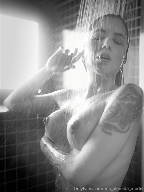 厚いアナルOnlyFans ポルノ 画像