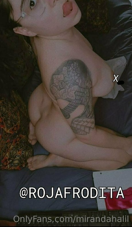 mirandahalil エロティックなモデル 画像