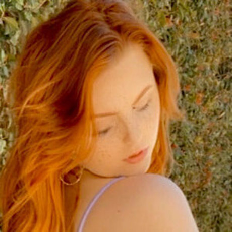 amberblakefree 限定モデル 画像