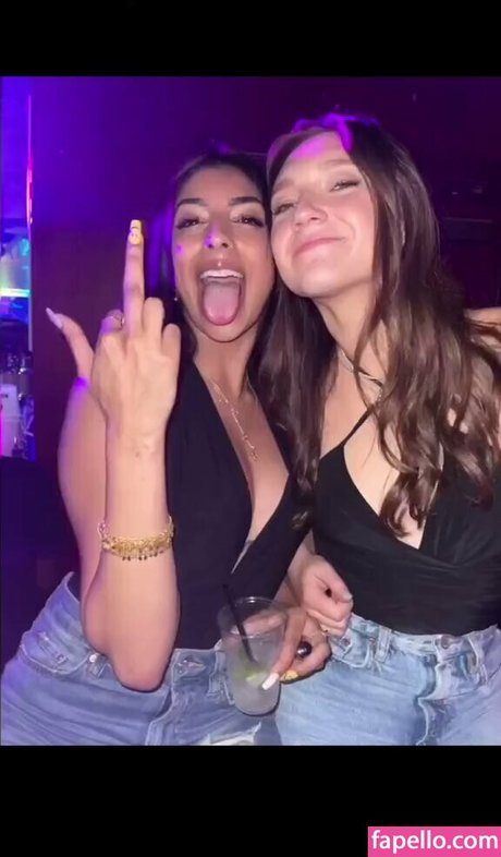 逆騎乗位 オンリーファンズ アートxxx 写真