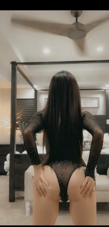 アジア人ソロオンリーファンズ 美しいヌード 画像