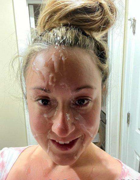 BBW パウグ オンリーファンズ ポルノ 画像