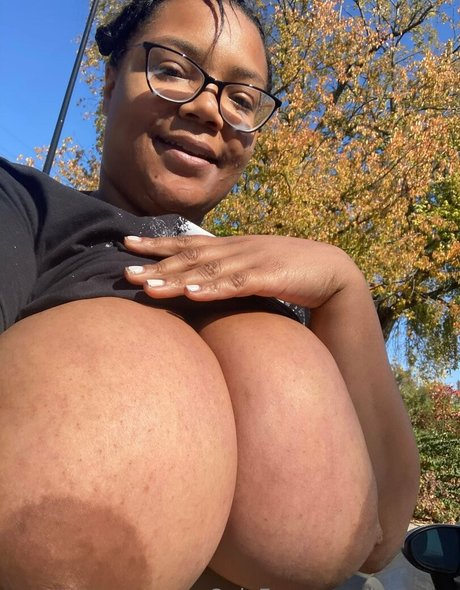 アラブのティーンズオンリーファンズ ポルノ 写真