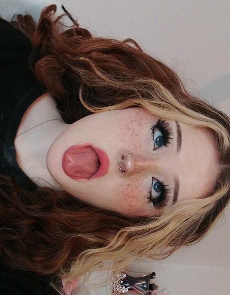 巨乳アナルOnlyFans 可愛い 写真