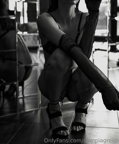 olimpiagreen 独占モデル 画像