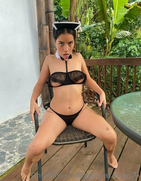 女性フィットネス オンリーファンズ ポルノ 画像