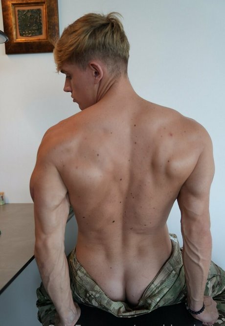 手コキ 主観視点 オンリーファンズ 無料 ギャラリー