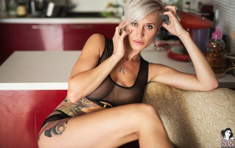 Tanya Virago セックスポルノスター 写真