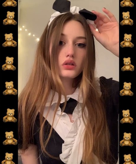 黒人フェムボーイオンリーファンズ 美しい 写真