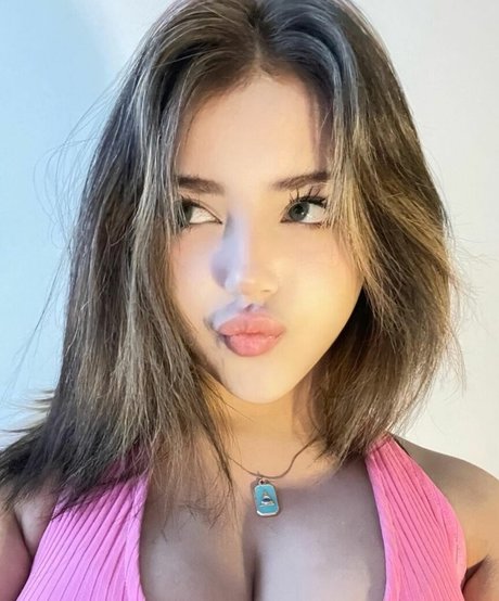 Melekwhoo HD女優 写真