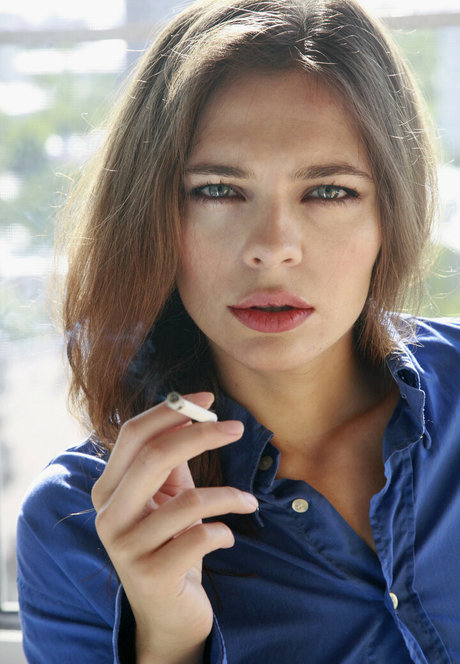 Nina Kraviz ホット女優 写真