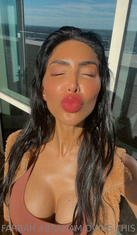 ポーグエボニーオンリーファンズ ホット ギャラリー