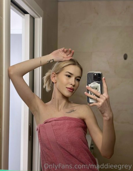 大学生カップルのオンリーファンズ 無料アダルト 写真