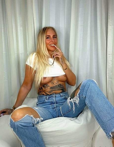 lee hart xx アート女優 アーカイブ