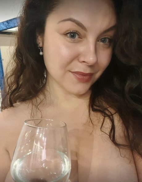 Sofia Curly ポルノスター トップ 画像