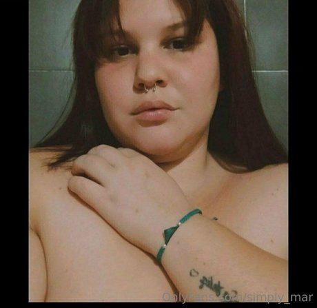 日本の女子高生OnlyFans 美しい 写真