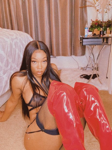 tslena2221 高品質のポルノスター 写真