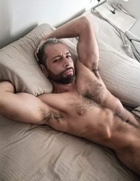 Raziel セックス女優 写真