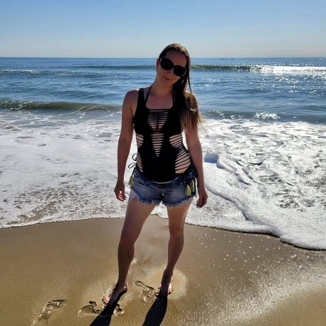 asmr ジンジャー オンリーファンズ ヌード 画像