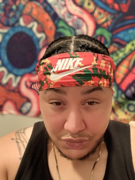 Shuggie ヌードのポルノスター 写真