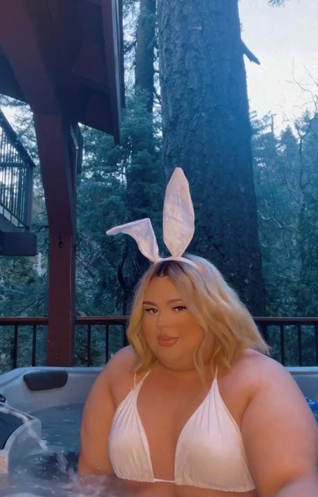 Charly Aguilar かわいいポルノスター 写真