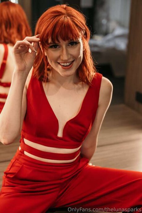 Luna Sparks New Subs FREE rating ヌードモデル 画像