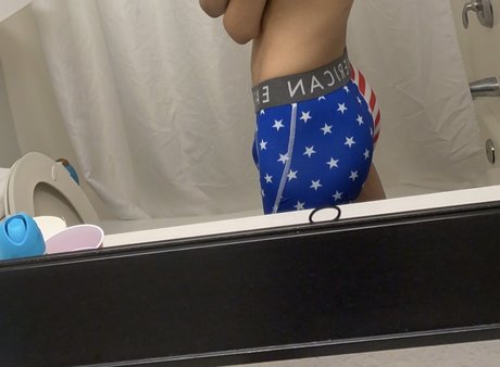 Twinkly Angel 無料のスター アーカイブ