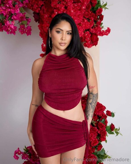 Marie Mador_ セックスモデル 写真