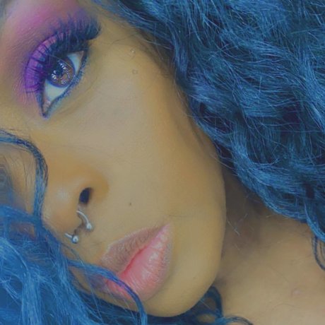 Frida Ballez 美しいモデル 写真