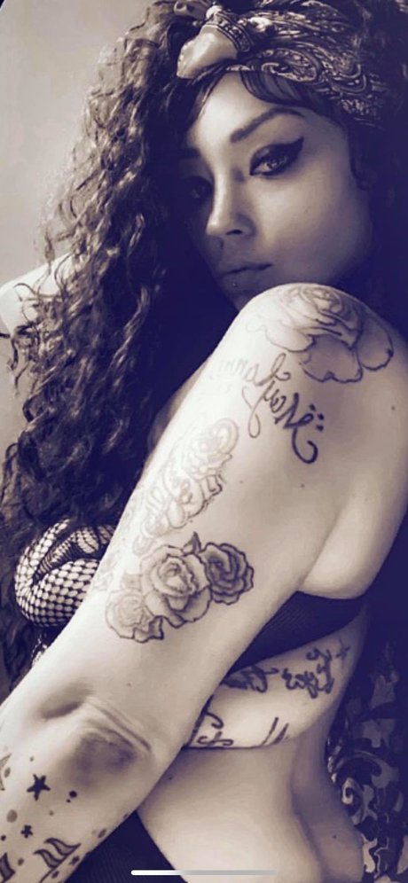 Purple Pook 最高の女優 画像